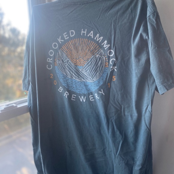 CROOKED HAMMOCK COMFY TEE - Picture 5 of 5